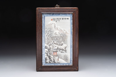 A Chinese blue and white vase, a jar, a famille rose cup and a plaque signed He Xuren 何許人, 19th C.