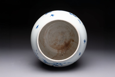A Chinese blue and white 'lotus pond' jar for the Vietnamese market, Yongzheng mark, 18/19th C.