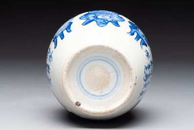 A Chinese blue and white vase, a jar, a famille rose cup and a plaque signed He Xuren 何許人, 19th C.