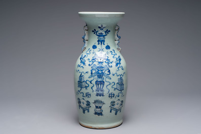 Two Chinese blue and white celadon-ground vases and a famille rose vase, signed Mao Zirong 毛子榮, 19/20th C.