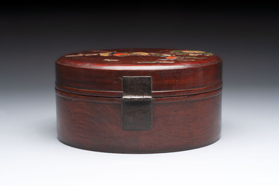 A Chinese hardstone and mother-of-pearl embellished huangli box, 19th C.