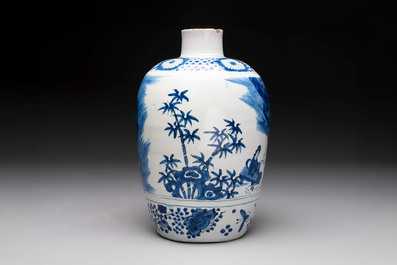 A blue and white Dutch Delft chinoiserie vase, 18th C.