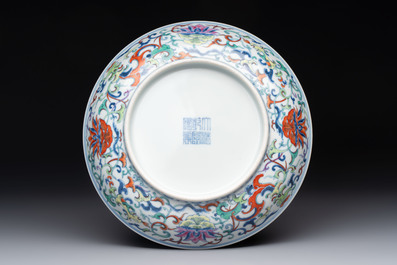 A Chinese doucai plate with floral design, Qianlong mark, 20th C.