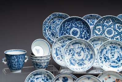 26 Chinese blue, white and Imari-style cups and 28 saucers, Kangxi and later