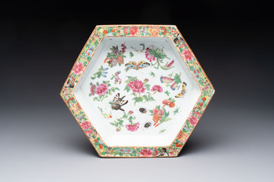 A Chinese Canton famille rose hexagonal jardini&egrave;re and stand, 19th C.