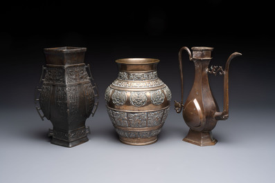 A Chinese bronze vase and ewer, and a Japanese vase, 18/19th C.