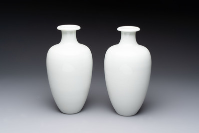 A pair of Chinese famille rose vases with two goddesses, Xi Ping Cao Lu 希平草廬 mark, Republic