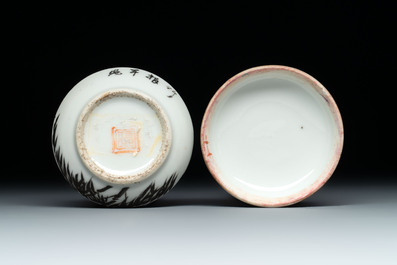 A diverse group of 12 Chinese snuff bottles and three covered seal paste boxes, Qianlong and Daoguang marks, 19th C.