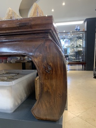 A large Chinese wooden daybed, 19/20th C.