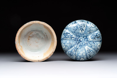 Four Chinese and Annamese or Vietnamese blue and white wares, 15th/19th C.
