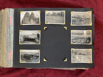 (Graphic content!) A photo album with sights of China and post-war scenes, 20th C.
