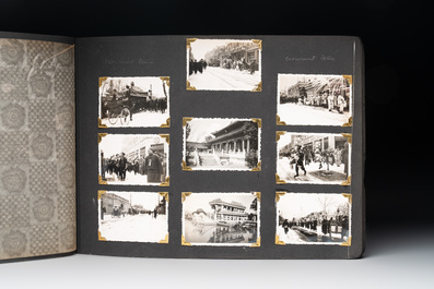 (Graphic content!) A photo album with sights of China and post-war scenes, 20th C.