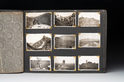 (Graphic content!) A photo album with sights of China and post-war scenes, 20th C.