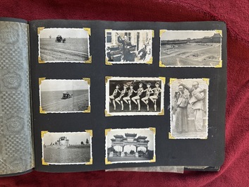 (Graphic content!) A photo album with sights of China and post-war scenes, 20th C.