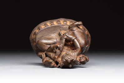 A small Nepalese bronze sculpture of Lokapala Dhritarashtra, 17th C.