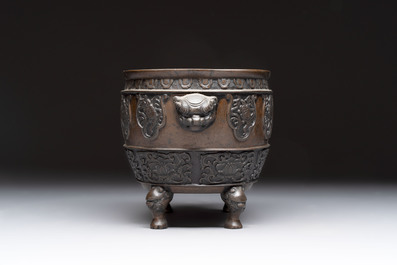 A Japanese bronze vase and a censer, Meiji, 19th C.