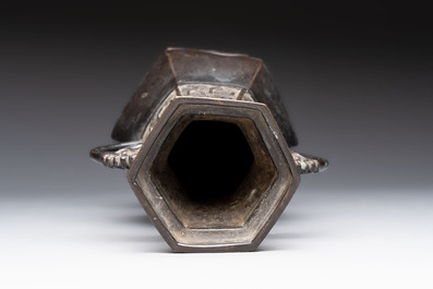 A Japanese bronze vase and a censer, Meiji, 19th C.