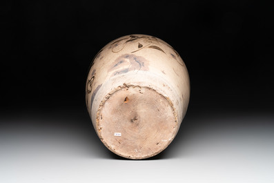 A Chinese cizhou jar with mythical horse design, 17/18th C.