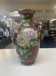 Four pairs of Chinese cloisonn&eacute; vases, 20th C.