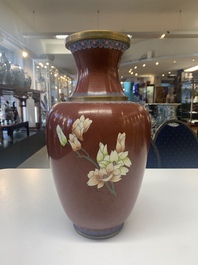 Four pairs of Chinese cloisonn&eacute; vases, 20th C.