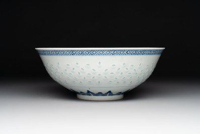 Ten Chinese blue and white wares, Jin Tang Fa Ji 錦堂發記 and Wan Yu 玩玉 mark, 18/20th C.