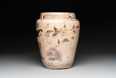 A Chinese cizhou jar with mythical horse design, 17/18th C.