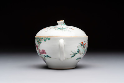 A Chinese famille rose teapot with ladies in a garden, Yongzheng mark, 19th C.
