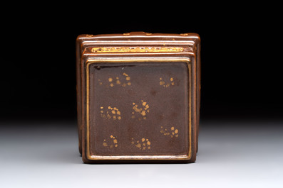 An unusual Chinese marble-glazed 'Qianlong Yu Bi 乾隆御筆' seal and stand, Qianlong mark, Republic