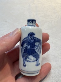 A Chinese blue and white 'Water Margin' snuff bottle, 19th C.