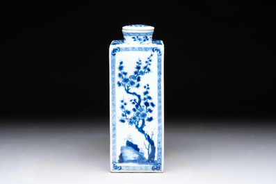 A Chinese blue and white square flask and cover with floral design, Kangxi