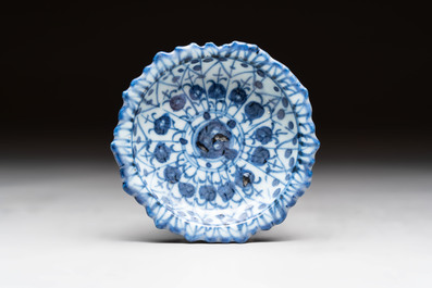 20 Chinese blue and white wares, 19th C.