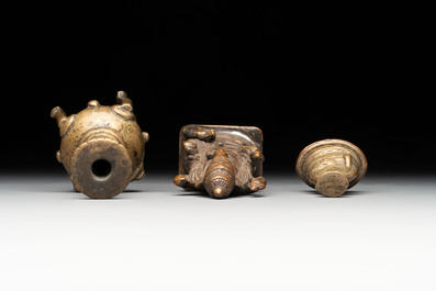 A varied collection of ten Indian bronze objects, 19/20th C.