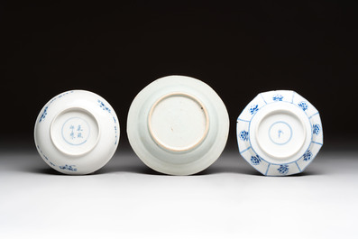 20 Chinese blue and white wares, 19th C.