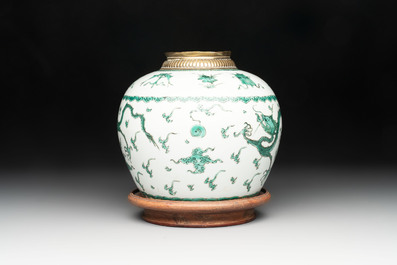 A Chinese green-enamelled 'dragon' jar mounted as a lamp, 18/19th C.