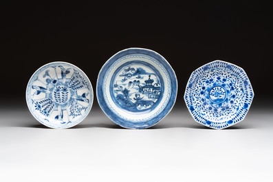 20 Chinese blue and white wares, 19th C.