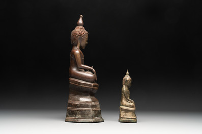 Two Burmese bronze sculptures of Buddha, 18th C.