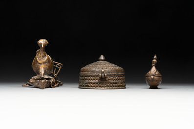 A varied collection of ten Indian bronze objects, 19/20th C.
