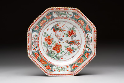 A Chinese famille verte octagonal plate and a 'reticulated border' plate, Kangxi