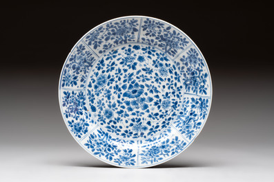 16 Chinese blue and white wares, Kangxi/Yongzheng
