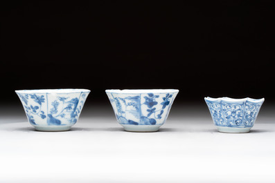 16 Chinese blue and white wares, Kangxi/Yongzheng