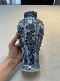 A Chinese blue and white octagonal vase and a plate with floral design, Kangxi