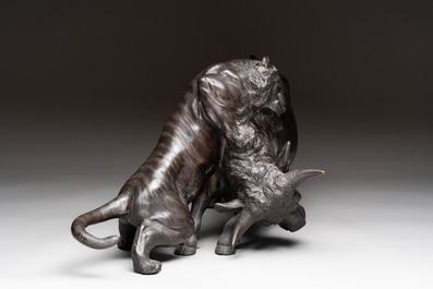 A Japanese bronze okimono of a tiger and a bull, signed Sano Takachika 佐野隆親, Meiji, 19th C.