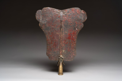 A Chinese brass fan-form temple sign with dragon and phoenix design, Xuantong and Yue Sheng Tang 悅勝堂 mark, dated 1911