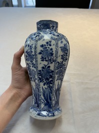 A Chinese blue and white octagonal vase and a plate with floral design, Kangxi