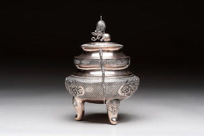 A Vietnamese or Chinese silver tripod censer and cover, 19/20th C.