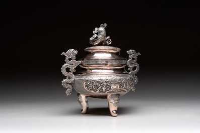 A Vietnamese or Chinese silver tripod censer and cover, 19/20th C.