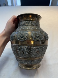 A Chinese bronze vase and ewer, and a Japanese vase, 18/19th C.