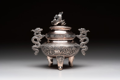 A Vietnamese or Chinese silver tripod censer and cover, 19/20th C.