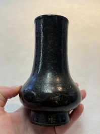 A Chinese bronze vase, 'zhi 觯', Song/Yuan