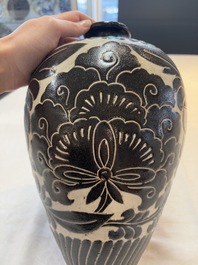 A Chinese cizhou 'meiping' vase with floral design, probably Song/Yuan